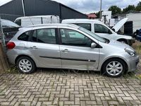 Gebraucht Renault Clio II Dynamique 101 PS (74 kW) 2008 Grau Limousine