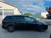 Gebraucht Ford Focus Ambiente 109 PS (80 kW) 2009 Schwarz Kombi