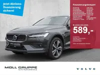 Gebraucht Volvo V60 CC Ultimate 197 PS (144 kW) 2023 Platinum grey / metallic Kombi