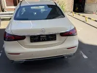 Gebraucht Mercedes E200 Avantgarde 160 PS (117 kW) 2022 Gelb Limousine