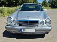 Gebraucht Mercedes E240 Elegance 170 PS (125 kW) 1998 Silber Limousine