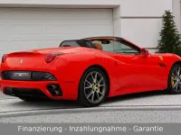 Gebraucht Ferrari California 460 PS (338 kW) 2011 Rot Cabrio