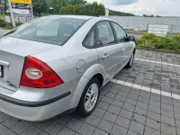 Gebraucht Ford Focus Ghia 101 PS (74 kW) 2005 Silber Kombi