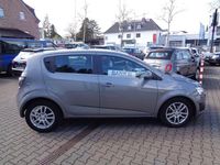 Gebraucht Chevrolet Aveo LTZ 95 PS (69 kW) 2012 Grau Kleinwagen