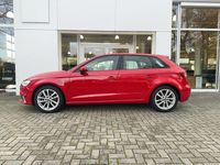 Gebraucht Audi A3 Sport 150 PS (110 kW) 2019 Rot Limousine