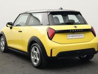 Gebraucht Mini Cooper Classic 156 PS (114 kW) 2025 Gelb Kleinwagen
