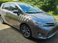 Gebraucht Toyota Verso Comfort 111 PS (81 kW) 2015 Braun Van / Kleinbus