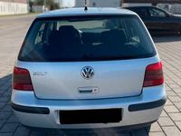 Gebraucht VW Golf IV 75 PS (55 kW) 2000 Silber Kleinwagen