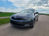 Gebraucht Skoda Rapid Drive 90 PS (66 kW) 2017 Grau Kleinwagen