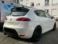 Używany Seat Leon CUPRA 241 KM (177 kW) 2007 Biały Hatchback