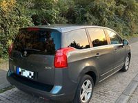 gebraucht Peugeot 5008 2,0 HDI 7 Si