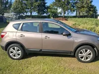 Gebraucht Nissan Qashqai 115 PS (84 kW) 2011 Gold SUV