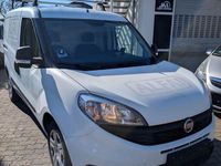Gebraucht Fiat Doblò 95 PS (69 kW) 2018 Weiß Van / Kleinbus