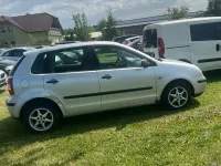 Gebraucht VW Polo 64 PS (47 kW) 2003 Silber Kleinwagen