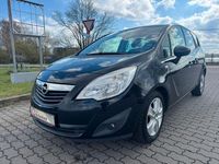 Gebraucht Opel Meriva Design Edition 101 PS (74 kW) 2012 Schwarz Van / Kleinbus