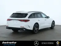 Gebraucht Mercedes E220 AMG 197 PS (144 kW) 2024 Weiß Limousine