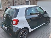 Gebraucht Smart ForFour Passion 71 PS (52 kW) 2014 Schwarz Kleinwagen