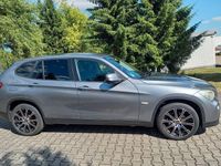 Gebraucht BMW X1 143 PS (105 kW) 2011 Grau SUV