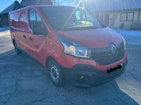 Gebraucht Renault Trafic 116 PS (85 kW) 2014 Rot Van / Kleinbus