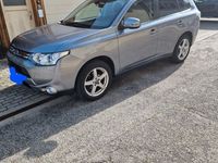 Gebraucht Mitsubishi Outlander 150 PS (110 kW) 2014 Grau SUV