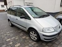 Gebraucht VW Sharan 115 PS (84 kW) 2002 Silber Van / Kleinbus