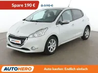 Gebraucht Peugeot 208 Style 99 PS (72 kW) 2015 Weiß Kleinwagen