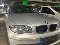 Gebraucht BMW 118 140 PS (102 kW) 2011 Grau Kleinwagen