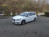 Gebraucht BMW 220 Sport Line 190 PS (139 kW) 2016 Weiß Kombi
