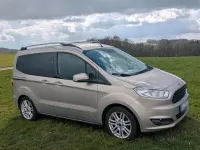 Gebraucht Ford Tourneo Courier 101 PS (74 kW) 2018 Silber Van / Kleinbus