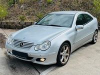 Gebraucht Mercedes C160 122 PS (89 kW) 2006 Silber Coupé