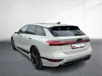 Gebraucht Audi e-tron Ambiente 369 kW (503 PS) 2025 Siambeige metallic SUV