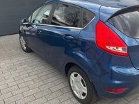 Gebraucht Ford Fiesta 80 PS (58 kW) 2009 Blau Kleinwagen