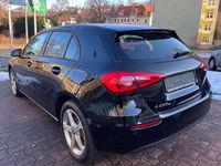 Gebraucht Mercedes A250 160 PS (117 kW) 2022 Nachtschwarz  unilack Kleinwagen