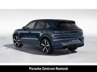Neu Porsche Cayenne Black Edition 470 PS (345 kW) 2026 Algarveblaumetallic SUV
