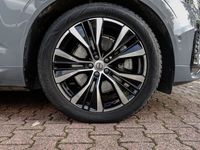 Gebraucht Volvo XC60 Ultimate 197 PS (144 kW) 2023 Grau SUV