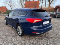 Gebraucht Ford Focus Titanium 120 PS (88 kW) 2019 Blau Kombi