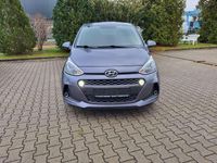Gebraucht Hyundai i10 YES! 67 PS (49 kW) 2017 Grau Kleinwagen