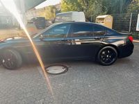 Second-hand BMW 730 245 CP (180 kW) 2011 Negru Berlinǎ