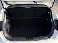 Gebraucht Kia Rio FIFA World Cup Edition 86 PS (63 kW) 2014 Schneeweiss Kleinwagen