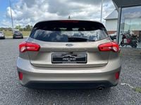 Gebraucht Ford Focus Titanium 125 PS (91 kW) 2018 Beige Limousine