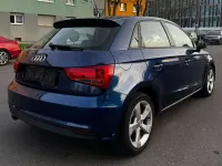 Używany Audi A1 Sport 95 KM (69 kW) 2018 Niebieski Hatchback