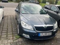 Gebraucht Skoda Octavia 105 PS (77 kW) 2012 Schwarz Kombi