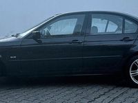 Gebraucht BMW 318 118 PS (86 kW) 2000 Schwarz Limousine