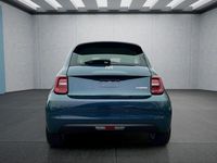Neu Fiat 500 65 PS (47 kW) 2025 Grün Kleinwagen