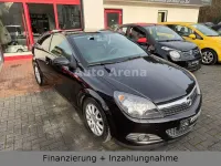 Używany Opel Astra GTC Selection 90 KM (66 kW) 2009 Czarny Coupe