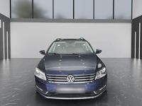 Gebraucht VW Passat Comfortline 122 PS (89 kW) 2010 Blau Limousine