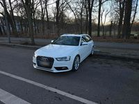 Gebraucht Audi A4 Design 120 PS (88 kW) 2013 Weiß Kombi
