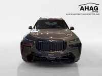 Neu BMW X7 Sport Line 352 PS (258 kW) 2026 Grau SUV