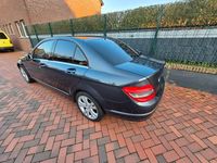 Gebraucht Mercedes C180 156 PS (114 kW) 2010 Grau Limousine