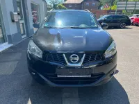 Gebraucht Nissan Qashqai Tekna 141 PS (103 kW) 2011 Schwarz SUV